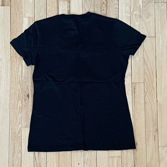 FILA Knox V Neck T-Shirt Nwt - Picture 2 of 4